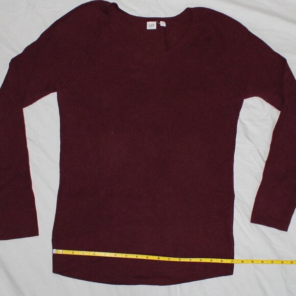 Old Navy High/Low Raglan Long Sleeve Thermal Burgundy V-Neck Sweater - Medium - Picture 6 of 11